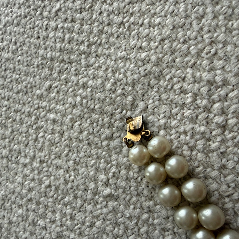Vintage Faux Pearl Double-Strand Bracelet - Picture 7 of 8
